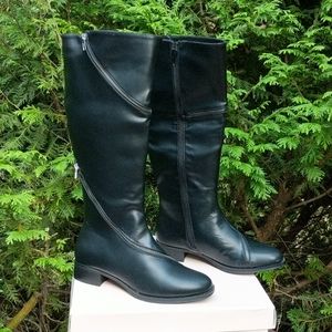 Dakota Zipper Flat Boots